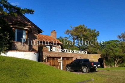 Casa de playa a 100 metros del mar Altura Balneario CR. Cap 12/14 pax