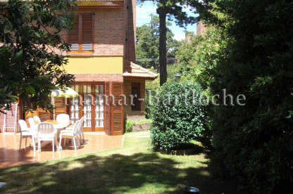 Dúplex en alquiler en Pinamar 3 Dormitorios, 3 Dorm capacidad 6 personas