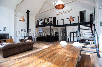 Excelente propiedad en venta en Barrio Cerrado La Herradura en Pinamar, 4 Dorm en suite. Amplio ambiente común -Living-Comedor-Cocina.