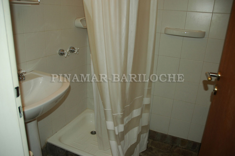 Nivel Inferior: Baño de la planta