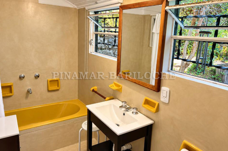 Baño completo.