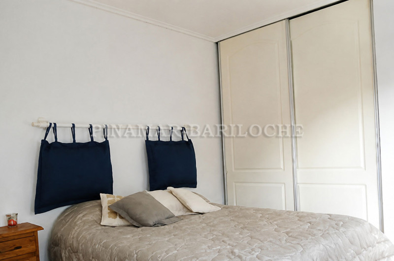 Planta Baja: 3er Dormitorio con cama matrimonial
