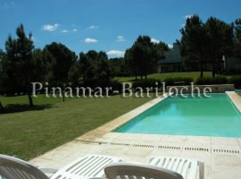 casa en alquiler en Pinamar con piscina La Herradura