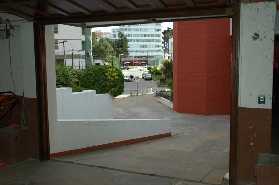 Departamento En Alquiler En Pinamar Zona Centro Con Cochera – 721